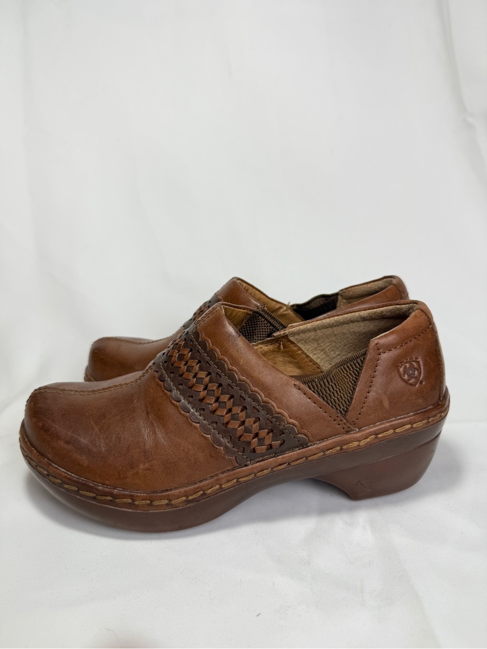 Ariat Women's Southlake Slip On Shoes Brushed Brown Size 6 B